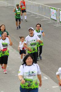 BIB: 821
                            <button type="button" onclick="openModal(3557477)" class="btn btn-primary btn-sm float-right btn-popup" data-toggle="modal" data-target=".modal-high-quality">
                        <i class="fas fa-shopping-cart"></i> Add to Cart
                    </button>
                                            <button type="button" onclick="isThisMe(3557477, true)" class="btn btn-success btn-sm float-right btn-popup btn-isme hidden" data-toggle="tooltip" data-placement="bottom" title="นี่คือรูปของคุณใช่ไหม คลิกที่นี่เพื่อเอาเข้าอัลบั้ม">
                        <i class="fas fa-plus"></i> Add to album
                    </button>
                    <button type="button" onclick="isThisMe(3557477, false)" class="btn btn-warning btn-sm float-right btn-popup btn-isnotme hidden">
                        <i class="fas fa-ban"></i> Remove from album
                    </button>